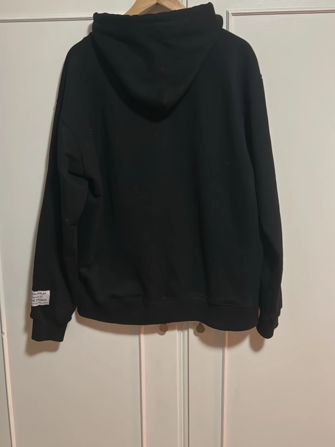 Svart hoodie från Gallery Dept. - 1