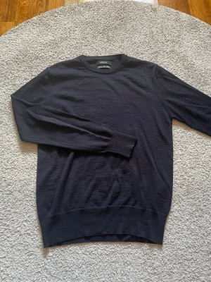 Replay tröja - Tjabba! Säljer denna finfina Replay tröjan. Storlek M men sitter som S. Skriv gärna vid frågor eller funderingar😊