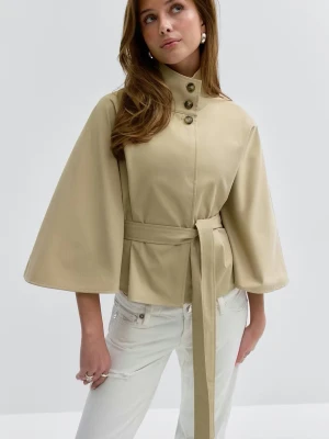 Beige cape-kappa med knytband - Jättefin vårjacka från Gina Tricot. Knappt använd. Passar en XS-S