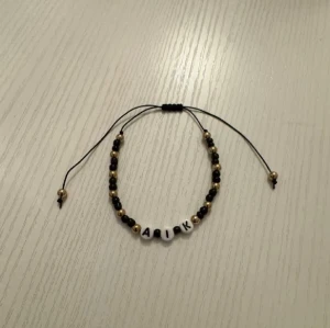 Armband  - Handgjord - Justerbar 