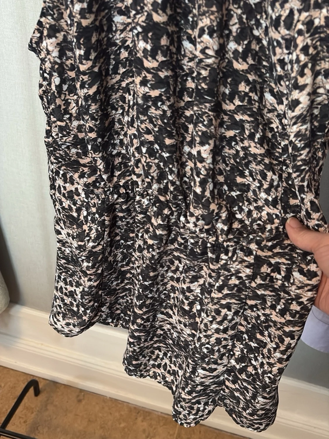 Leopardmönstrad ärmlös blus - 2