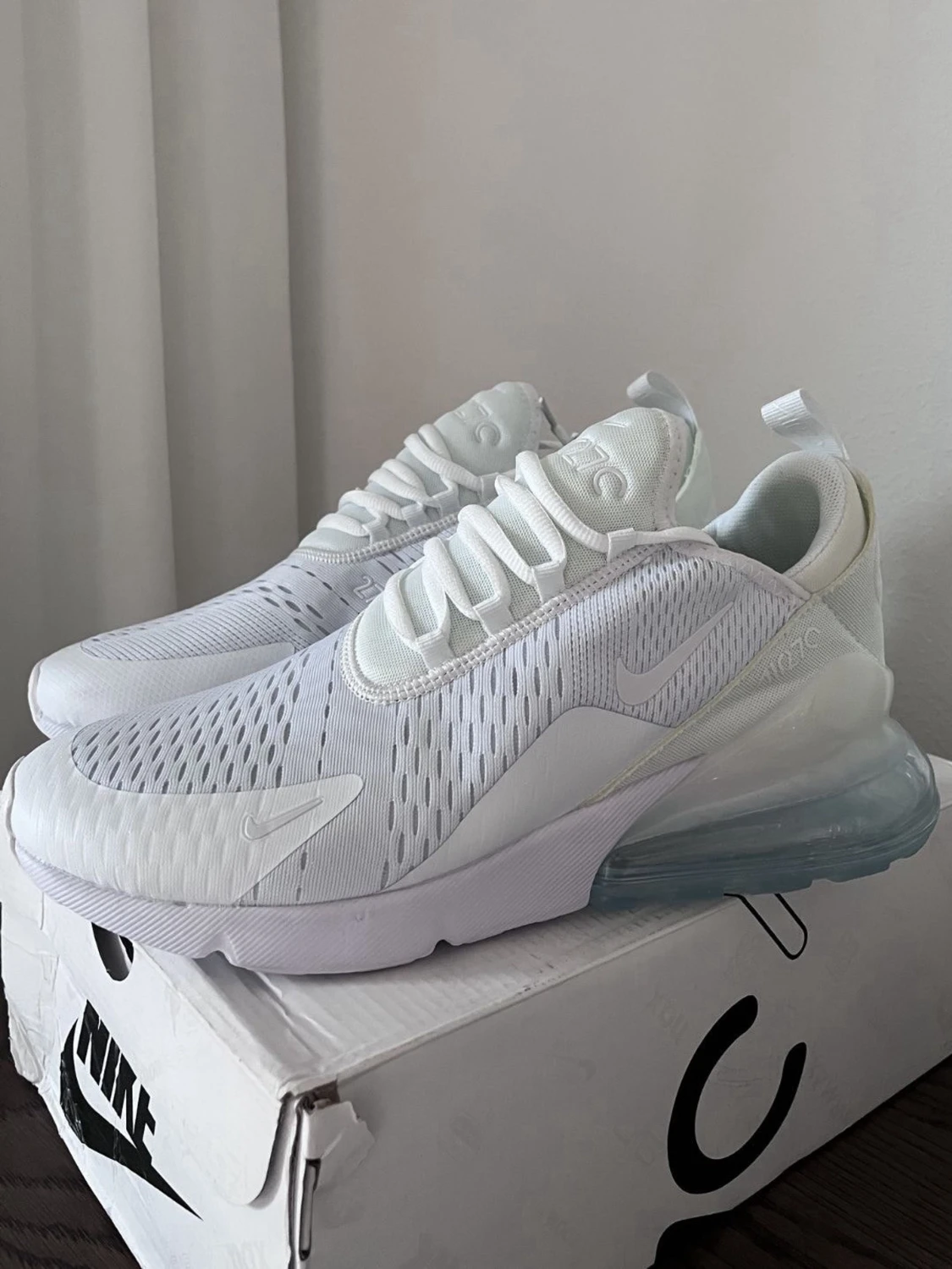 Nike Air Max 270