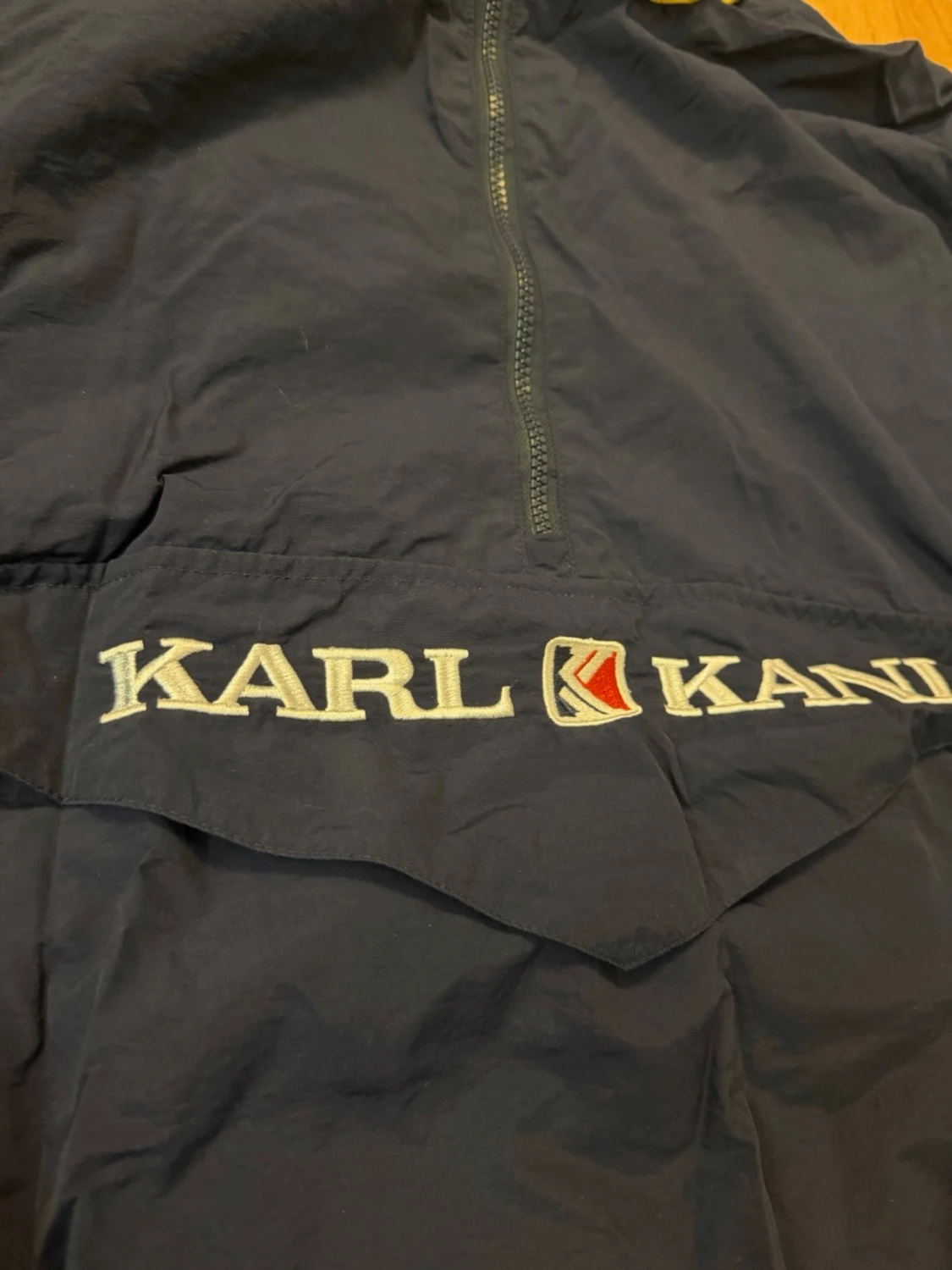 Flerfärgad vindjacka från Karl Kani - 1