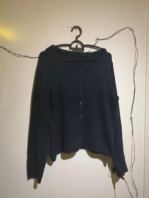 Kofta ifrån lager 157 - Använd lite