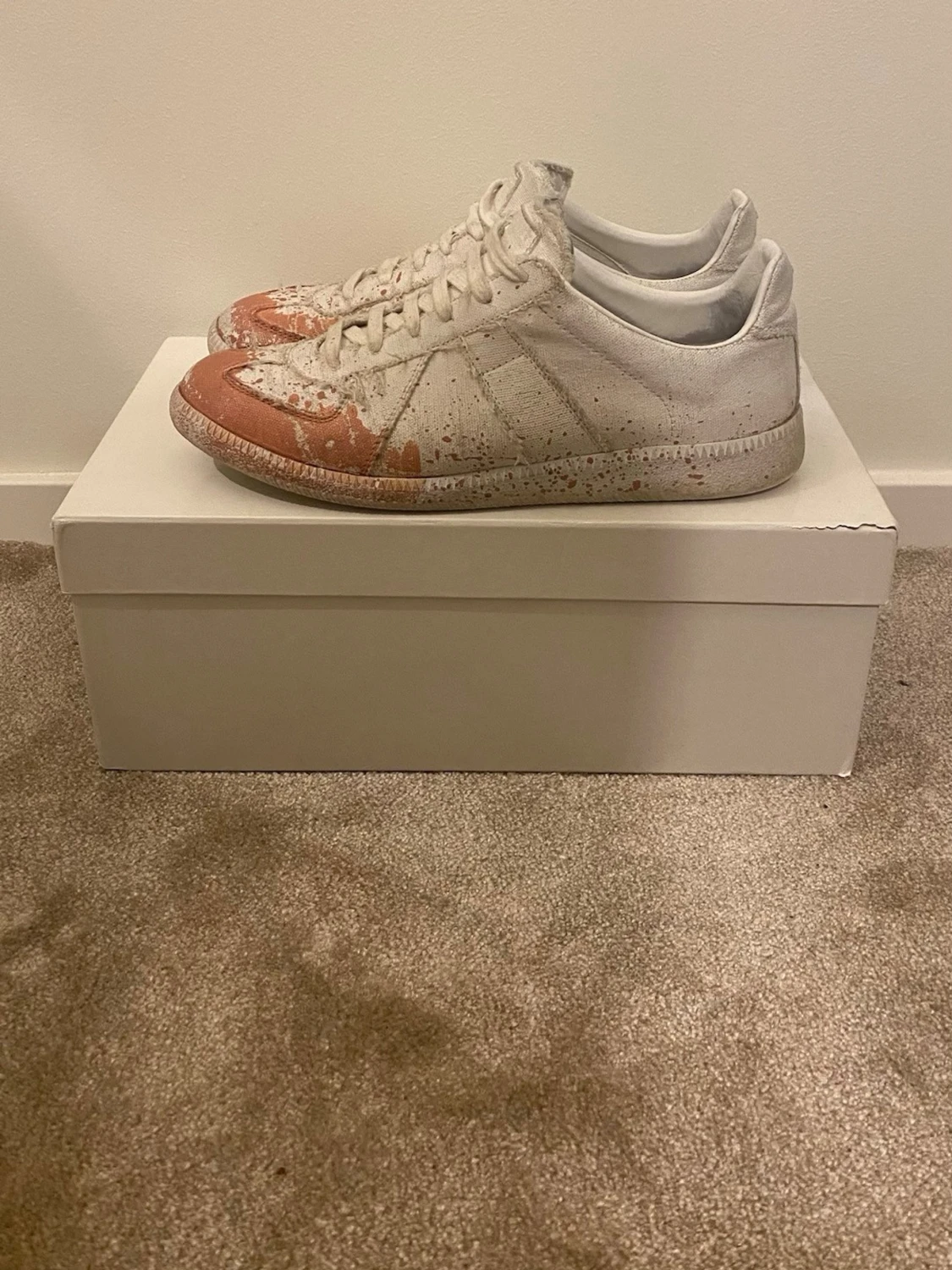 Maison margelia paint splatter 