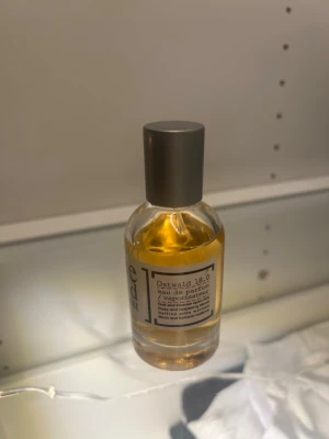 One bolt chemist Ostwald 18.0 - Obc Ostwald 18.0 säljes pga rensning i min kollektion 45/50ml kvar Vid funderingar så är de bara att höra av sig 