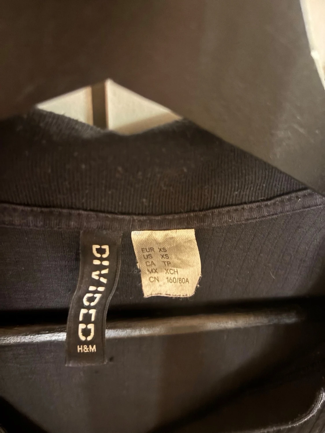 Svart croppad topp - 2