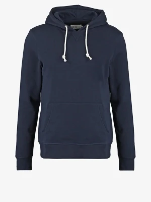 Mörkblå hoodie med huva och ficka - Snygg mörkblå hoodie från Urban Classics med klassisk känguruficka framtill och vit dragsko i huvan. Tillverkad i mjuk bomullsblandning och har ribbade muddar vid ärmslut och nederkant. Perfekt för en avslappnad streetwear-look.