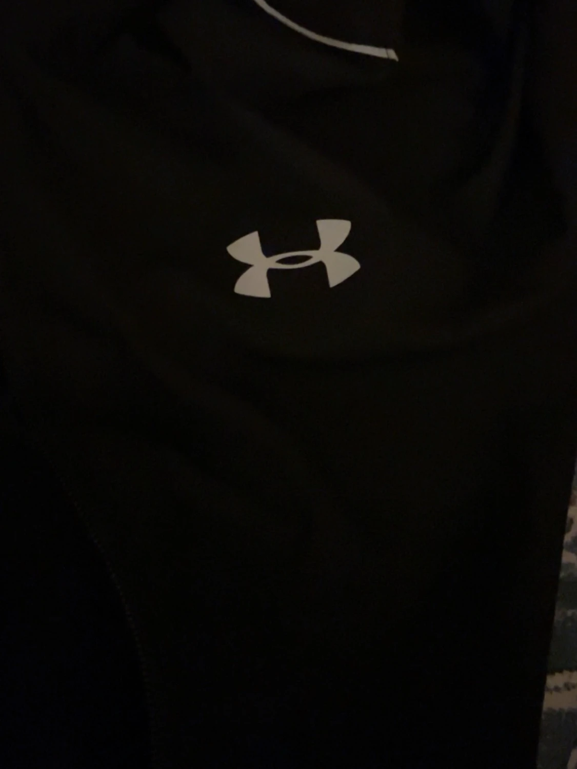Svart hoodie från Under Armour - 2