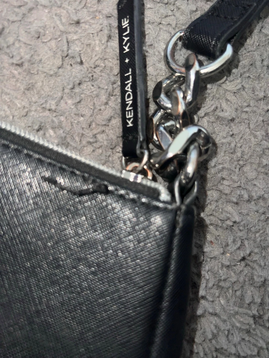 Svart handväska Kendall + Kylie - 5