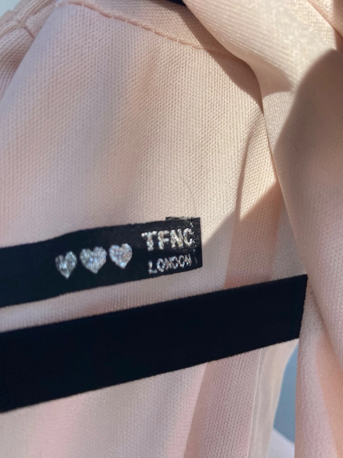 Ljusrosa klänning  med volang - 5