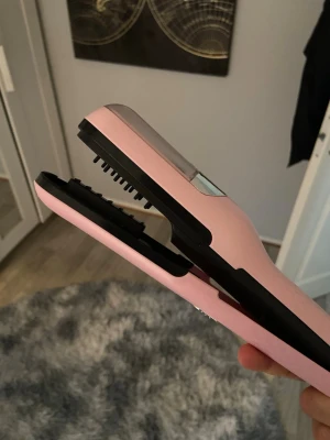 Rosa hår friss trimmer - Hår friss trimmer aldrig använt!