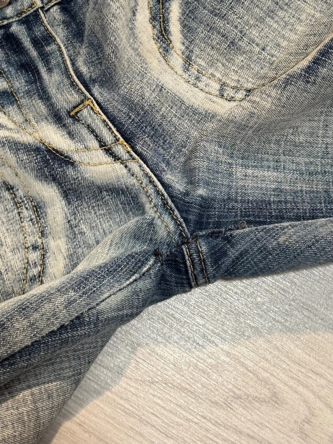 Low bootcut jeans 10128 - 4