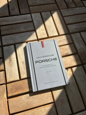 Porsche Prydnadsbok  - Helt ny!  Nypris= 130-150kr 
