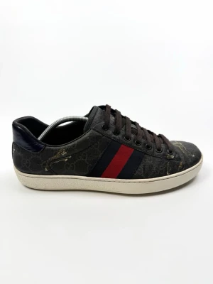 Gucci Ace sneakers  - Gucci ace supreme sneakers | Storlek 41 / UK 7 | Skick 8,5/10 | Nypris ca 7300kr |100% autentiska.
