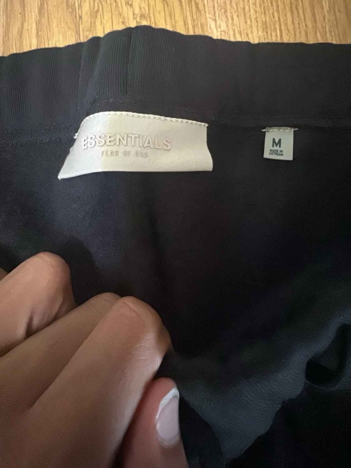 Svarta shorts från Essentials - 3