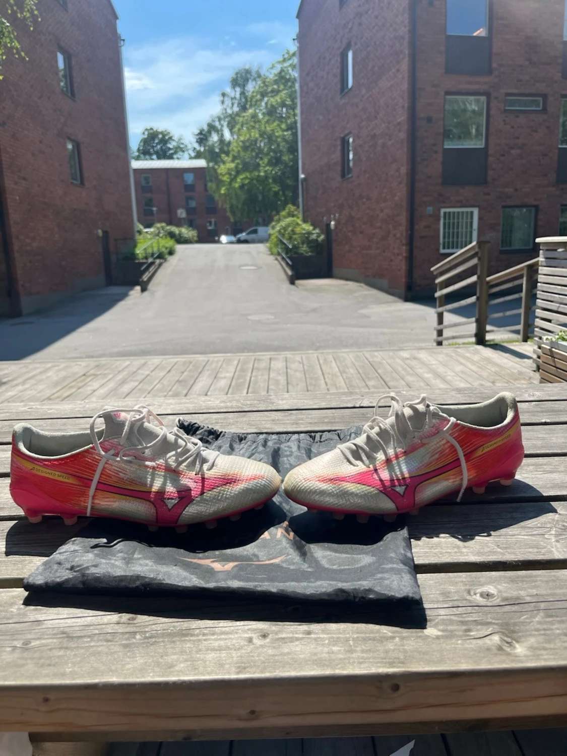 Mizuno vita och rosa fotbollsskor - 1