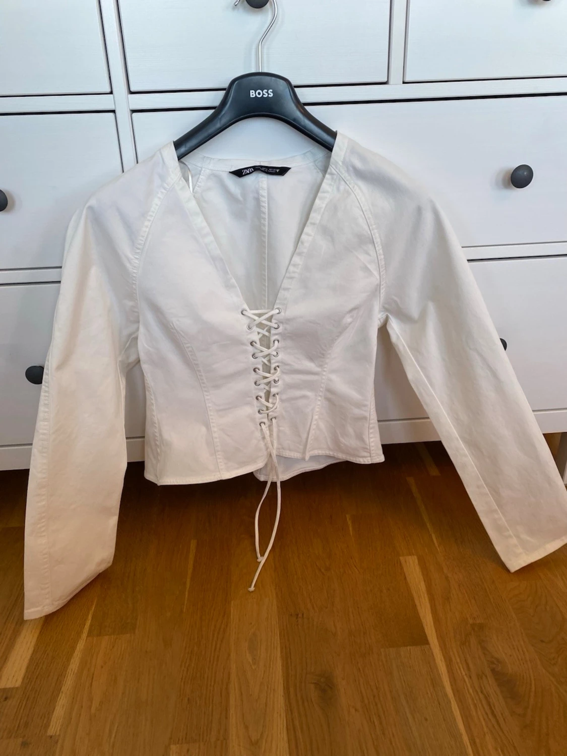 Vit snörad blus från Zara - 3