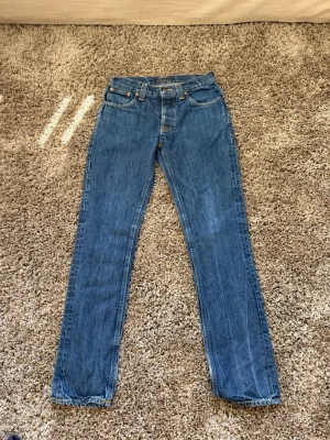 Nudie jeans  - modell grim tim| storlek 30-32| skick 10/10 som nya| pm för mer info, skickas samma dag som köp🤗📦