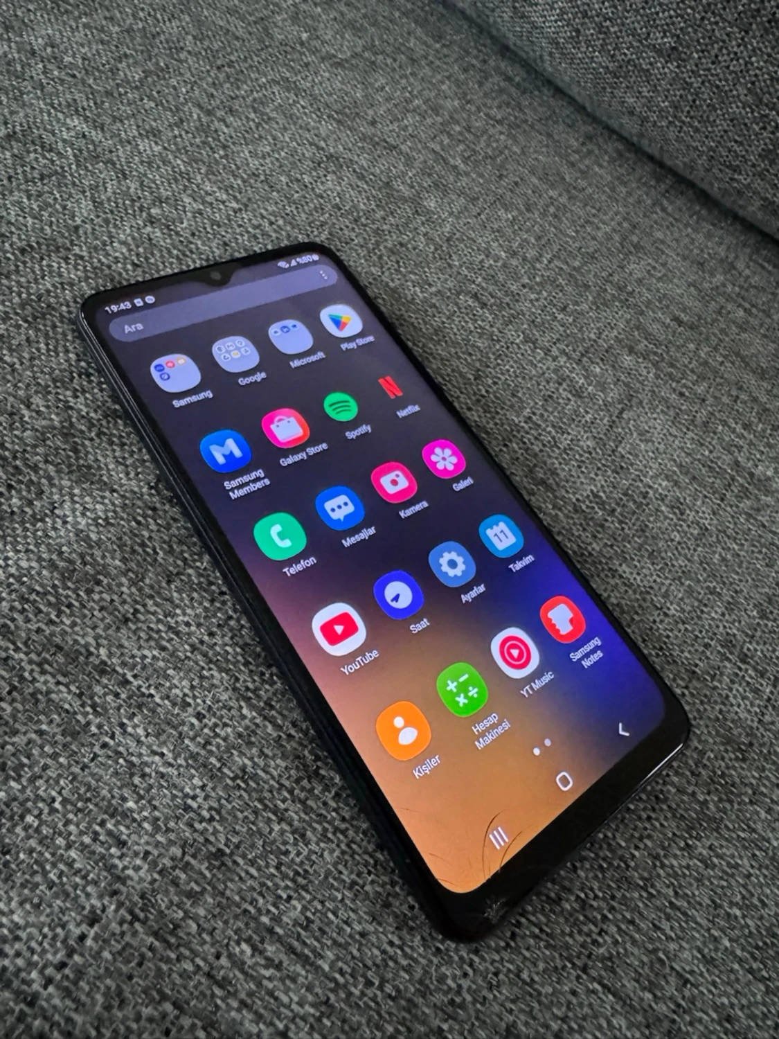 Samsung Galaxy A12 