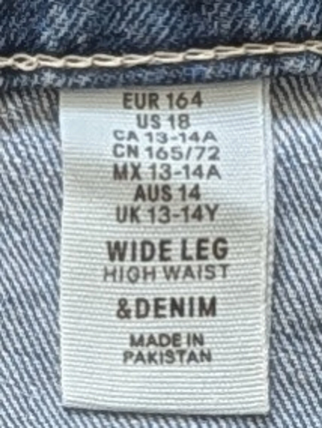 Blå raka jeans med slitningar - 3