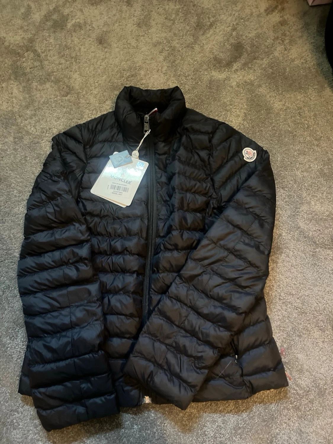 Svart dunjacka från Moncler - 1