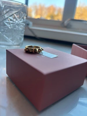 Edblad ring - Säljer denna helt nya guld färgade Edblads ringen, prislapp kvar💓