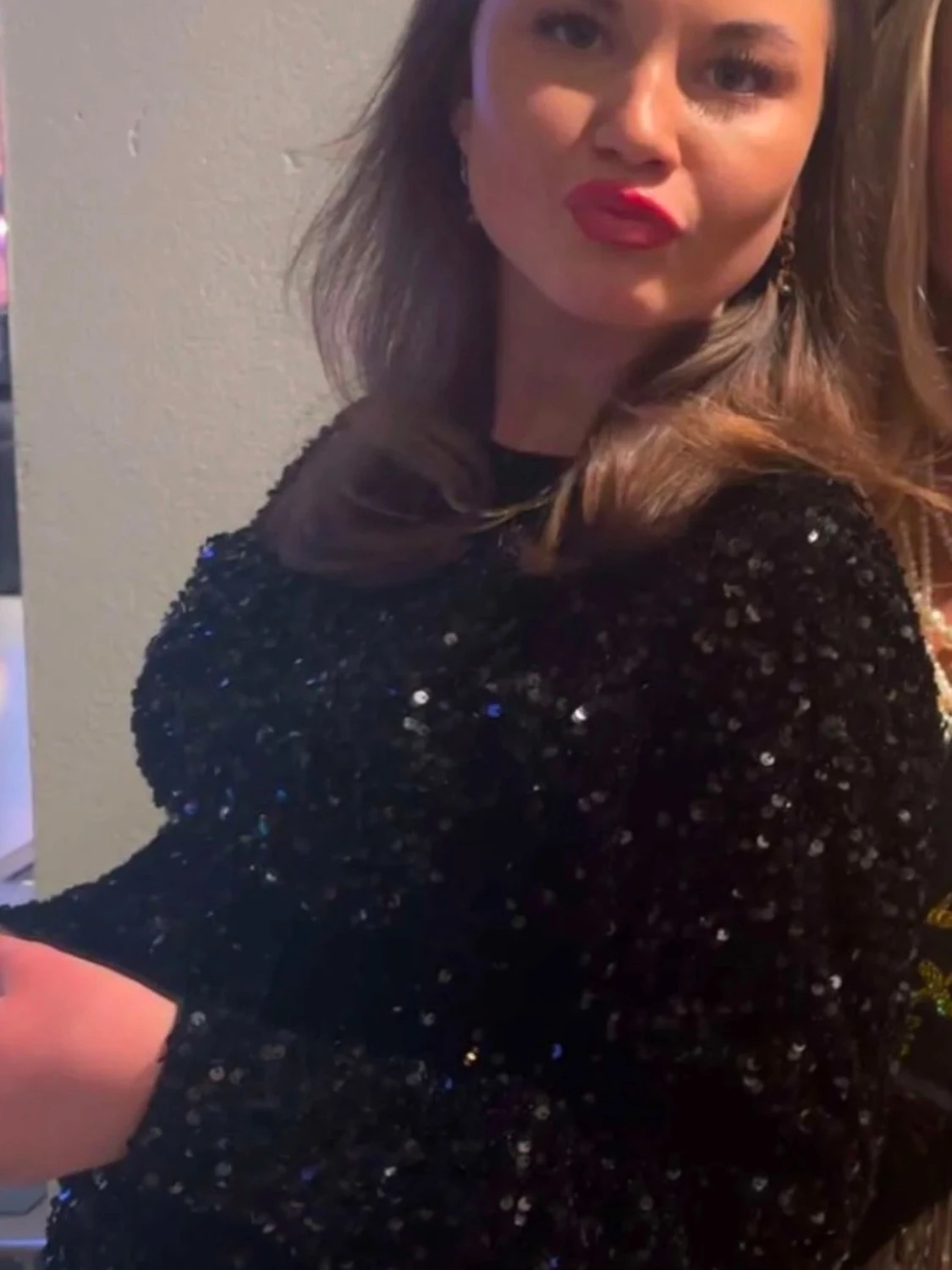 Svart glittrig kortklänning - 2