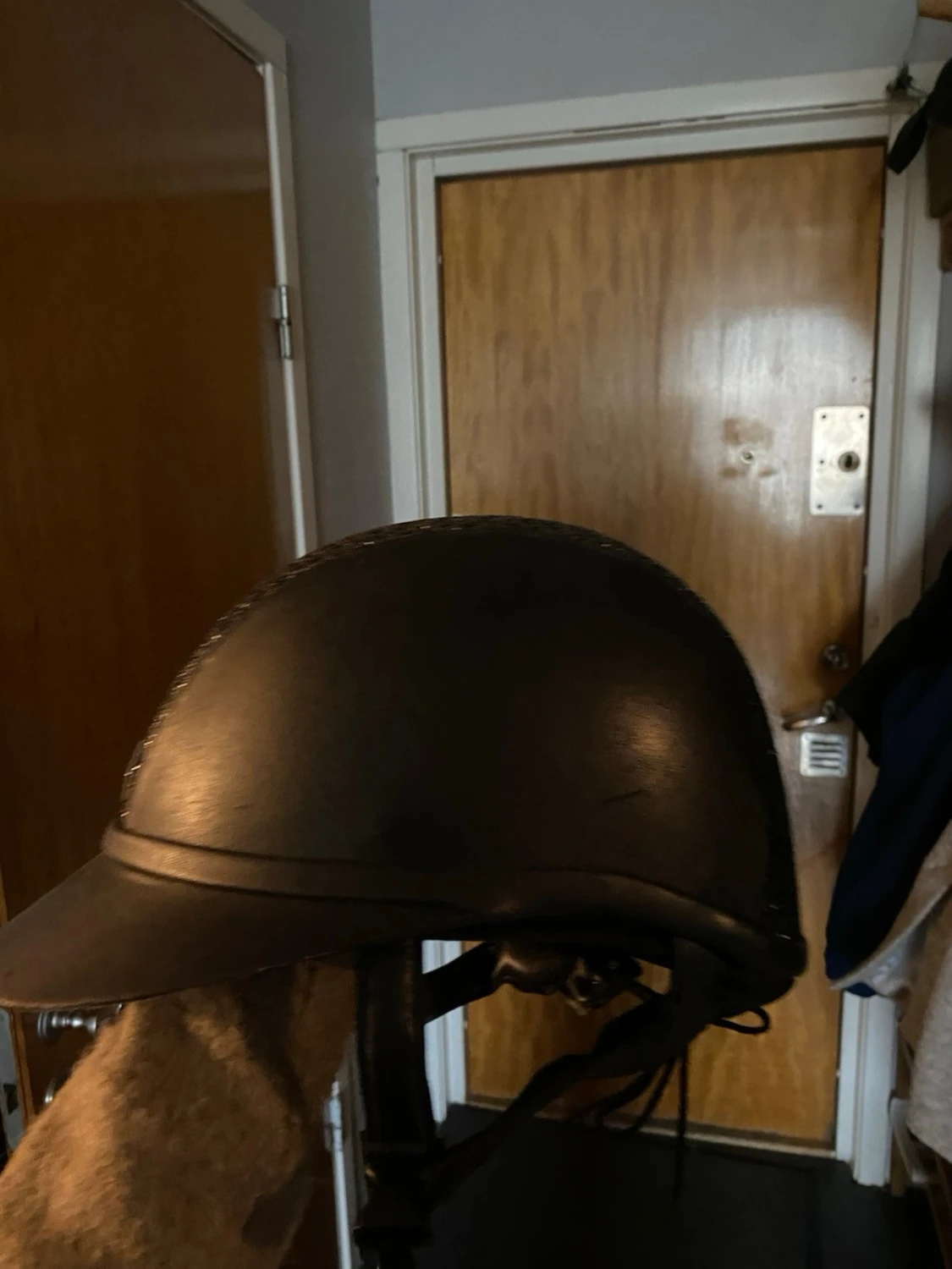 Svart glittrig ridhjälm Charles Owen - 3