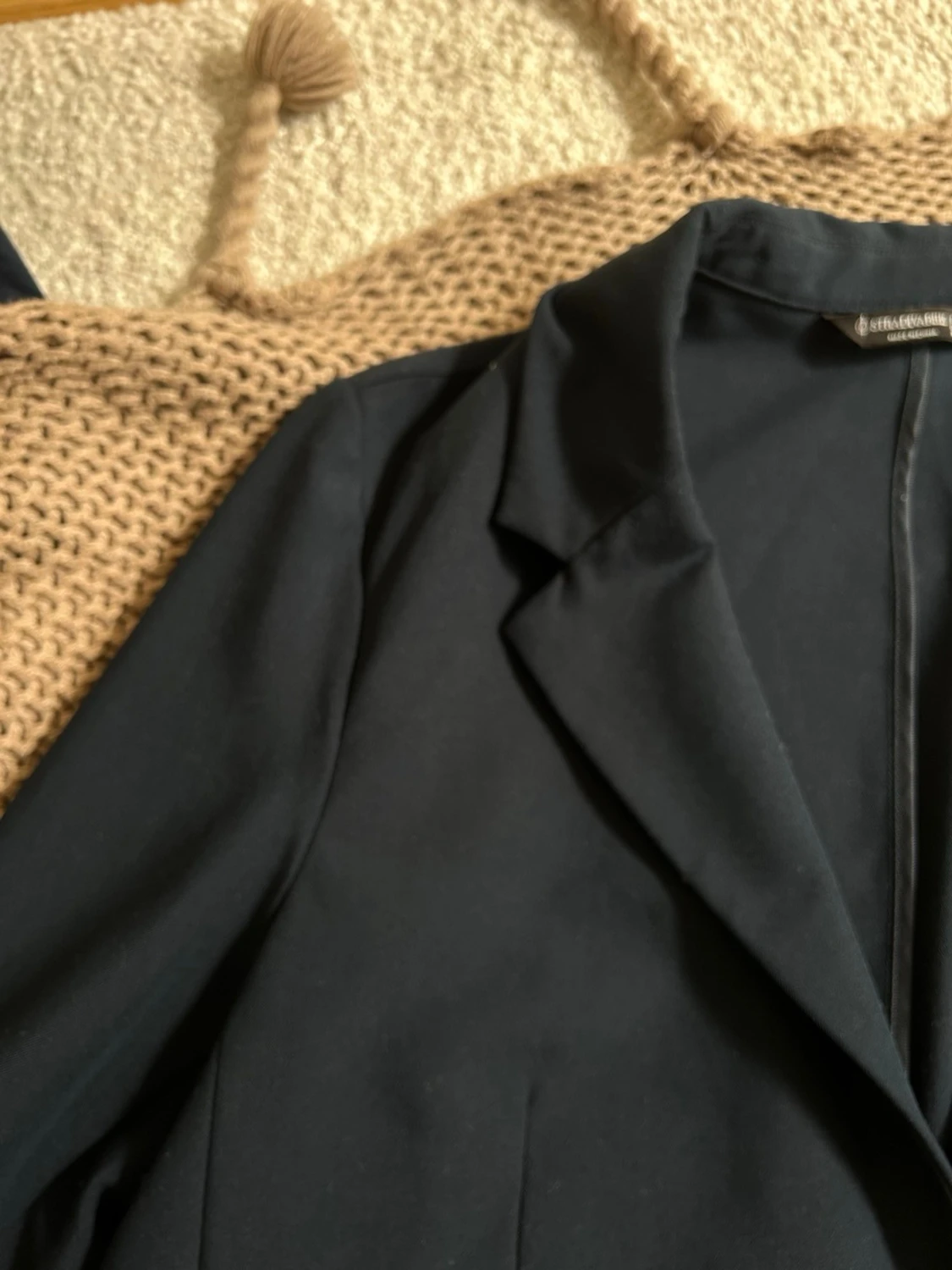 Marinblå kavaj från Stradivarius - ny