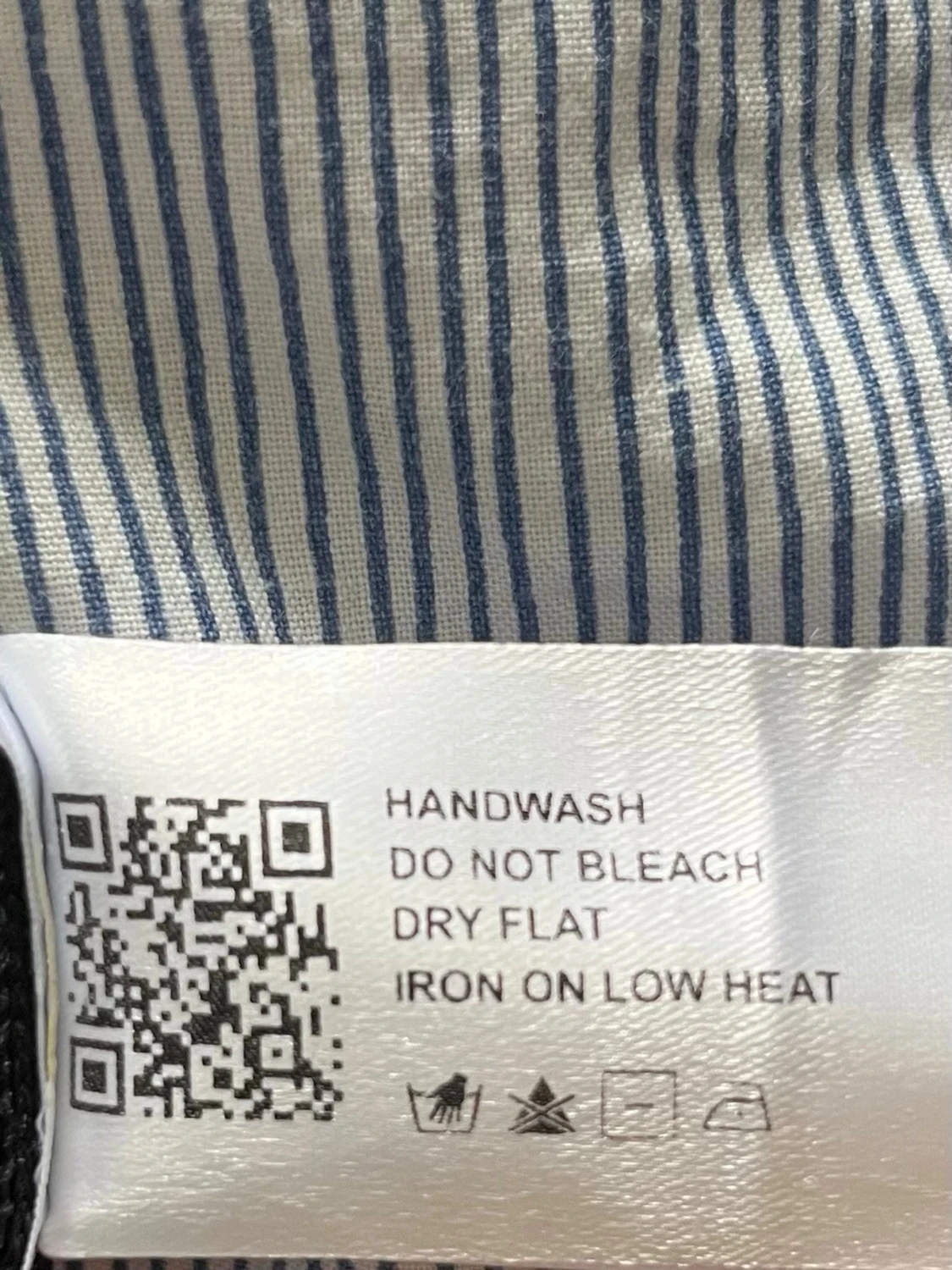 Svart ribbad snörningstopp - 2