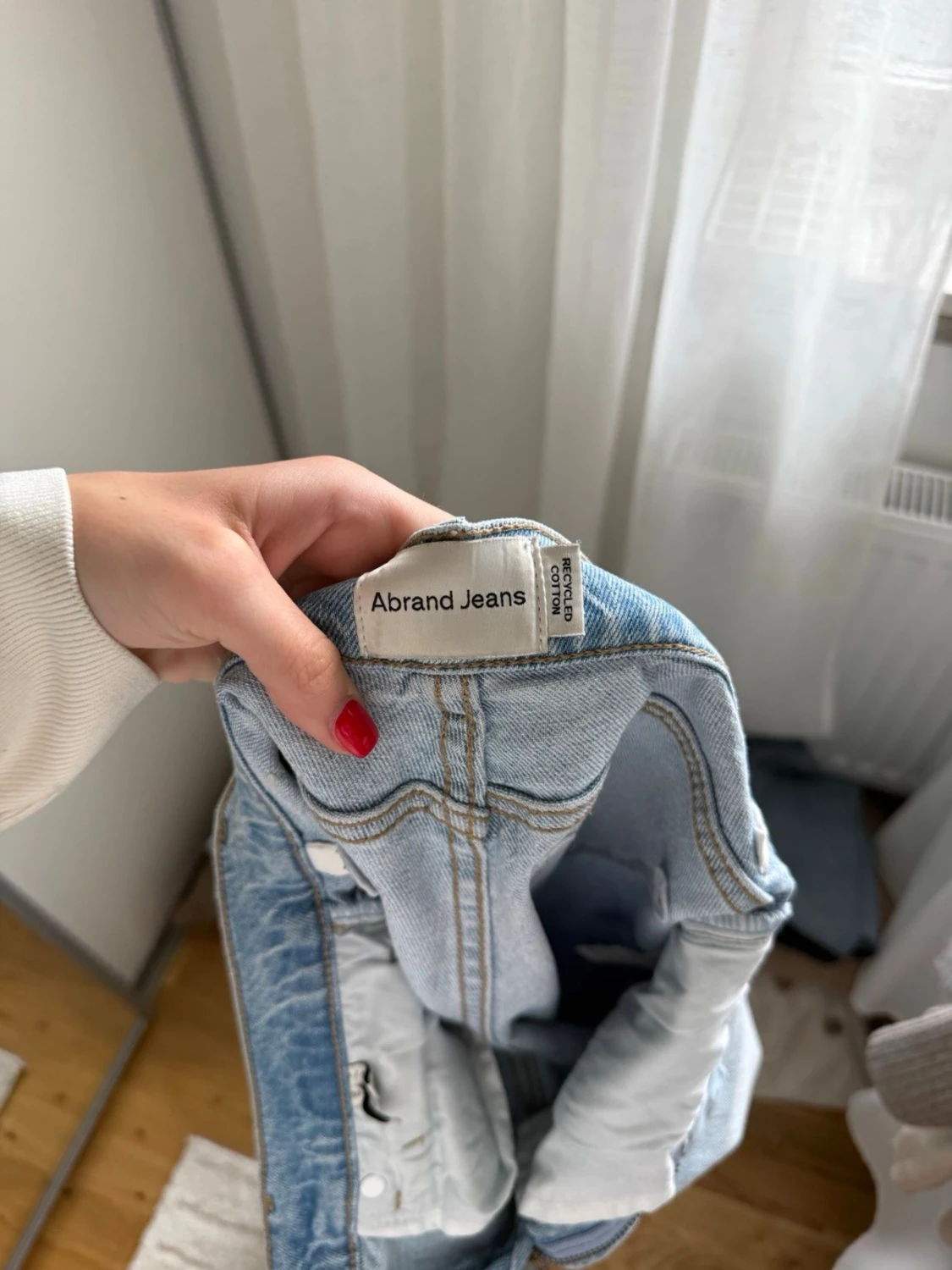 Ljusblå raka jeans - 4