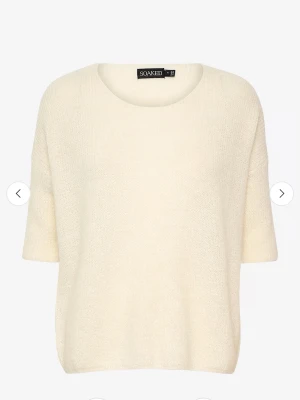 beige stickad tröja  - beige stickad tröja från märket soaked