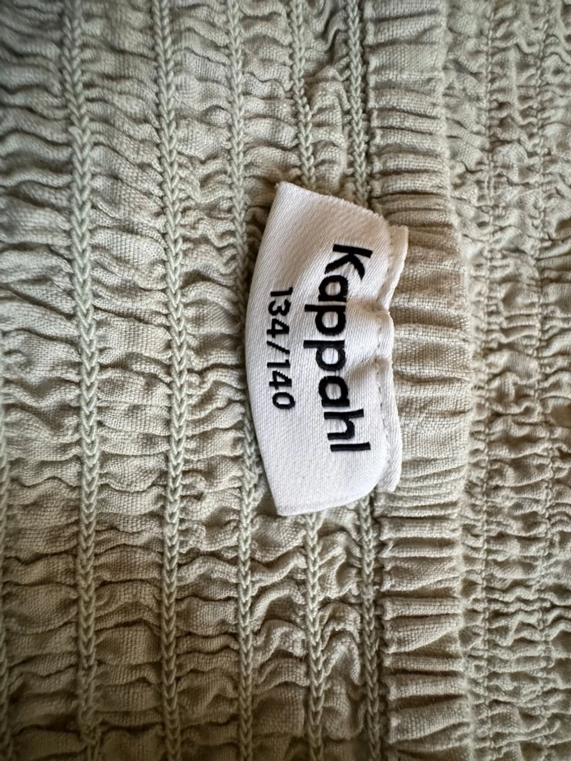 Ljusgrönt tvådelat set med puffärm - 3