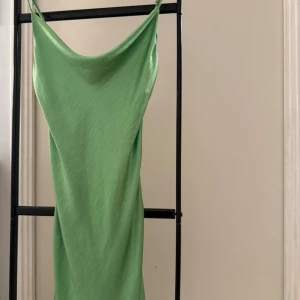 Klänning - Superfin!!