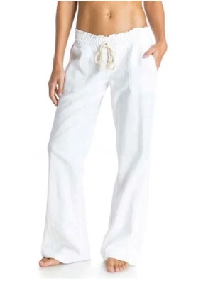 Roxy linne byxor  - Använda 2 gånger! Storlek M. Men passar S med då dom är små i storleken!