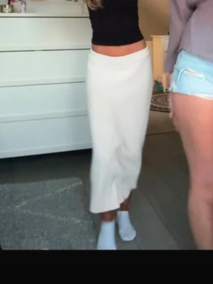 Stickad kjol - Så fin!