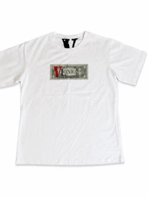 Vlone T-shirt Storlek S - Vlone dollar T-shirt Använd en gång och var för liten.                             Bara att meddela om du undrar något!