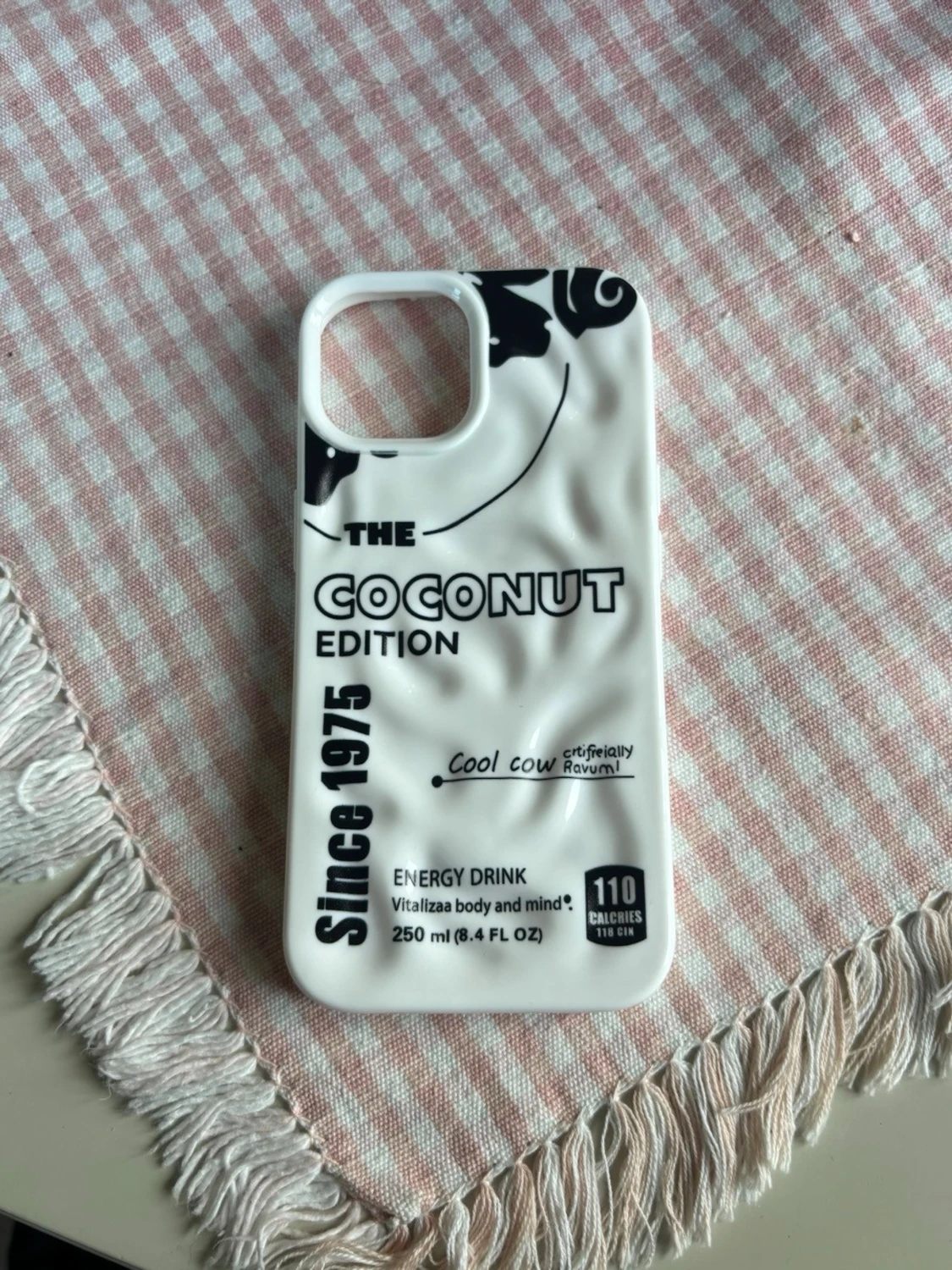 iPhone 15 Vitt mobilskal Coconut Edition - 1