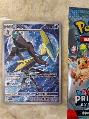 Illustration Rare Inteleon Pokemon - Säljer min illustration rare av Inteleon. Om jag skulle ge en PSA rating är det en stark 9a ᕙ(⇀‸↼‶)ᕗ 