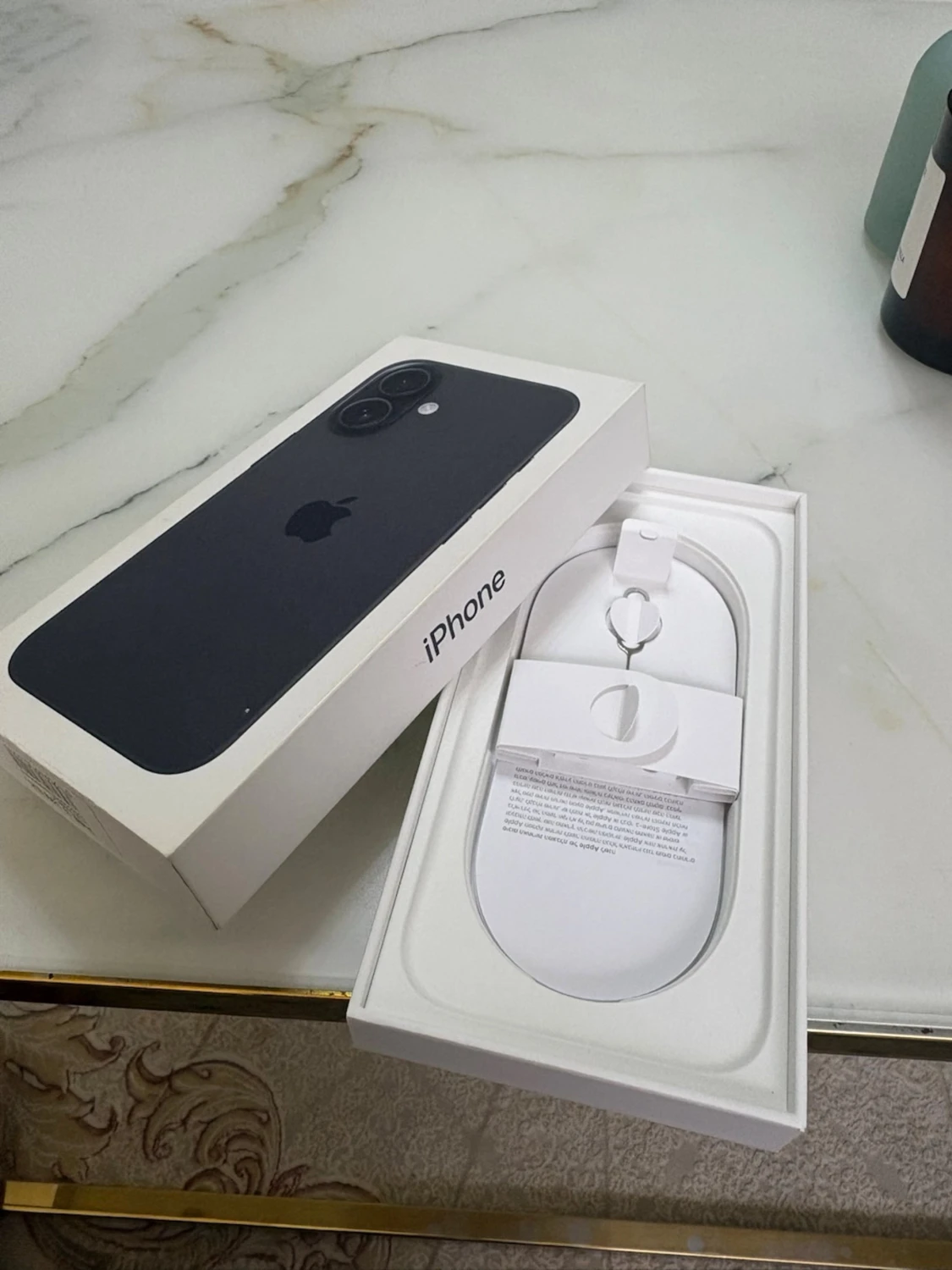 iPhone 16 128gb  - 4