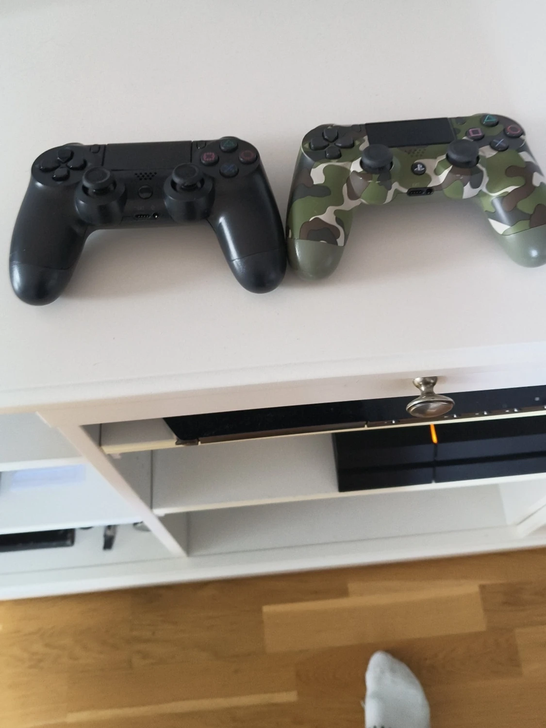Sony PlayStation 4 med två spel - 2