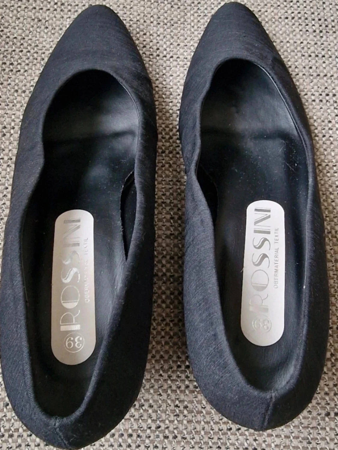 Svarta klackskor - 3