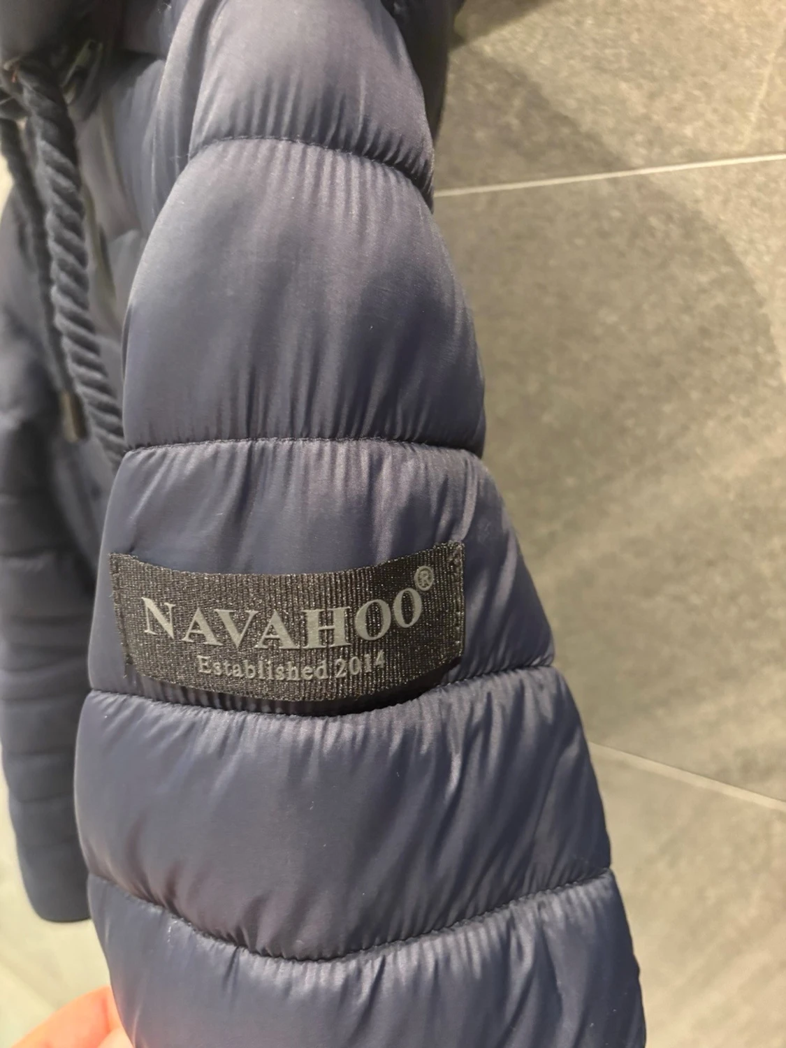 Mörkblå pufferjacka från Navahoo - 2