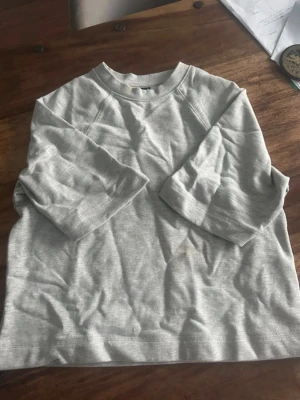 Kortärmad sweatshirt - Aldrig använd