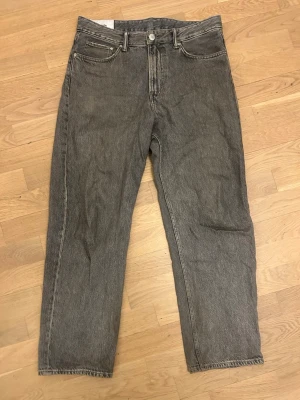 Loose fit jeans - Storlek 32/32