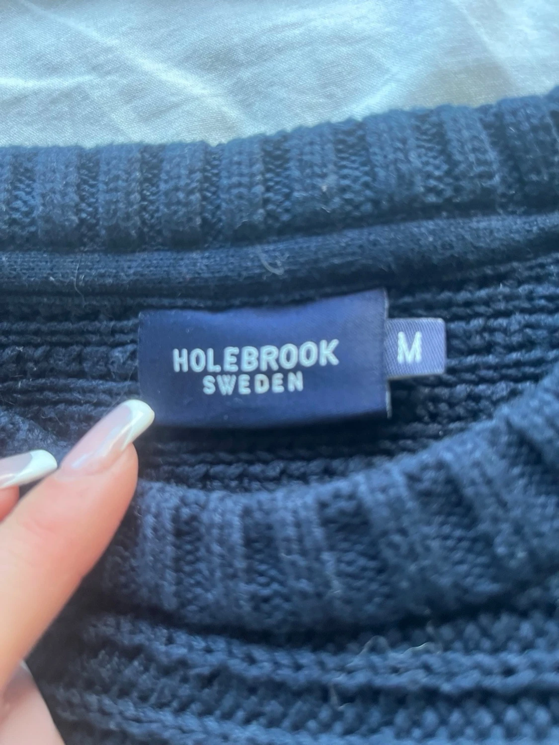 Mörkblå ribbstickad tröja - 2