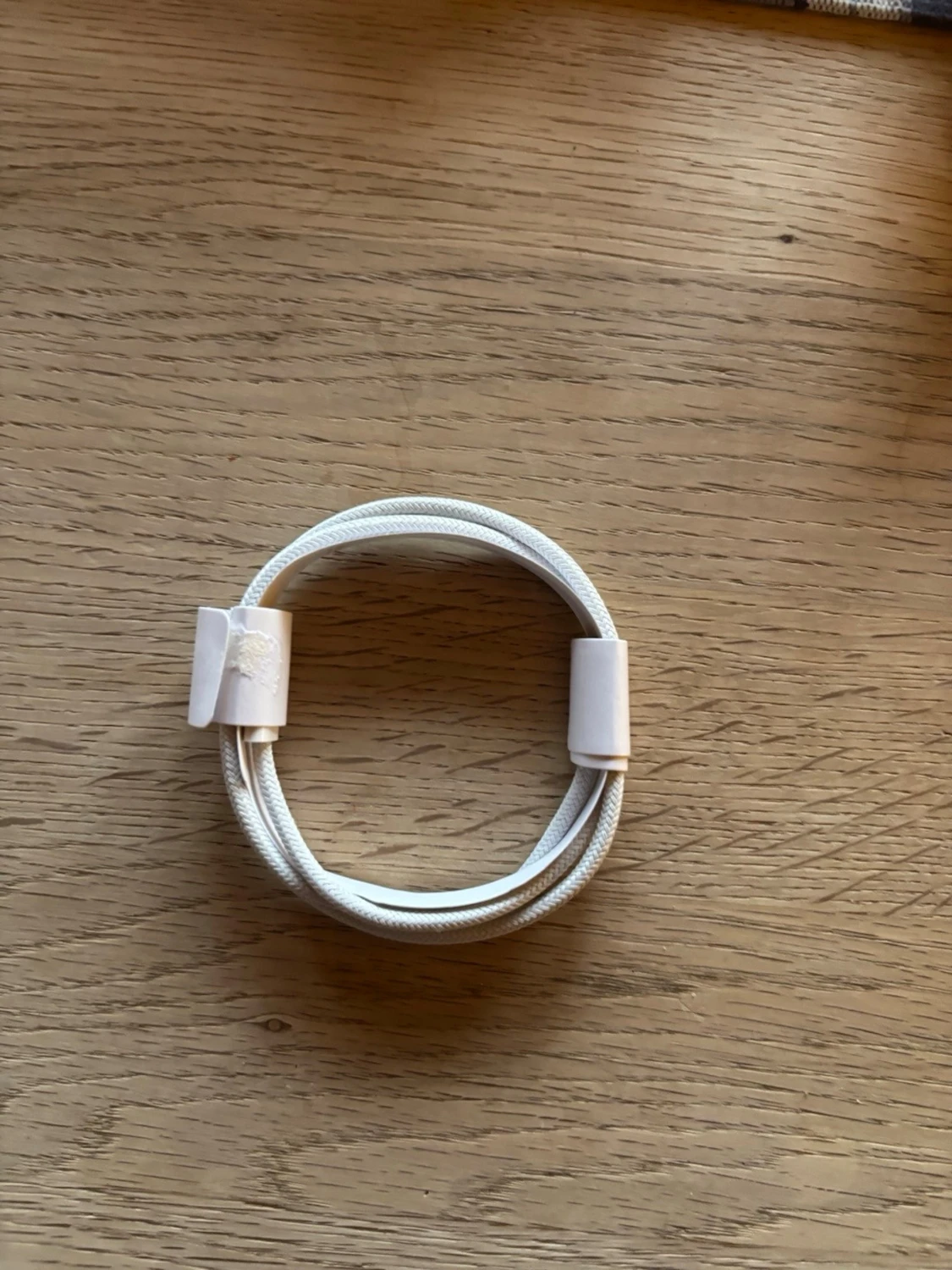 Apple AirPods Pro2 trådlösa hörlurar - 3