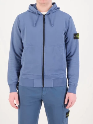 Stone Island Hoodie Zip Patch – Navy / Blå - Säljer en zip-hoodie från Stone Island i snygg blå/grå färg. Väldigt clean modell med den klassiska patchen på armen.    Bra skick och skön kvalitet. Perfekt till både vardag och streetwear fits.    Storlek: M Skick: Bra skick   Nypris: ca 3500+    Skickas eller möts upp. Hör av dig vid frågor!