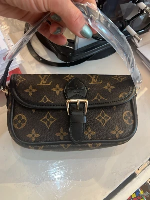 Snygga väskan  - Fina väskan 